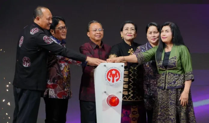 Gelaran Dekranasda Bali Fashion Week (DBFW) kembali menegaskan perannya sebagai ruang kreatif yang mampu mengangkat potensi lokal Bali