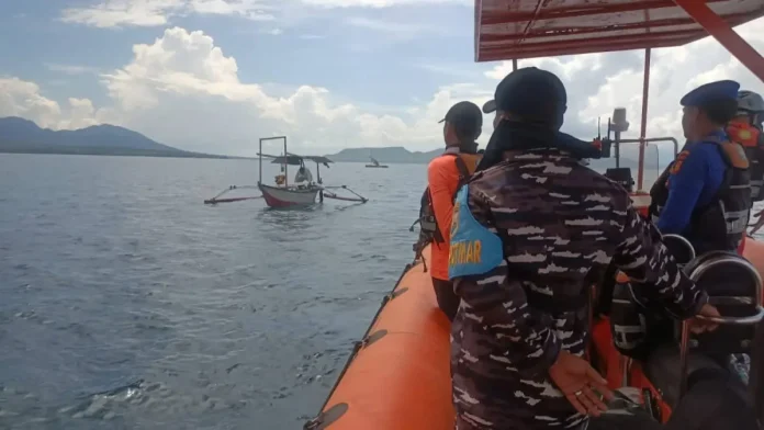 Proses pencarian Muhammad Taiyeb, nelayan yang hilang saat melaut.