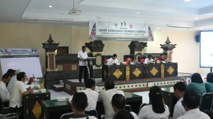 Pemerintah Kabupaten Jembrana menggelar rapat koordinasi dan Rembug Stunting untuk memperkuat kerja sama lintas sektor dalam percepatan penurunan stunting secara terencana dan berkelanjutan.