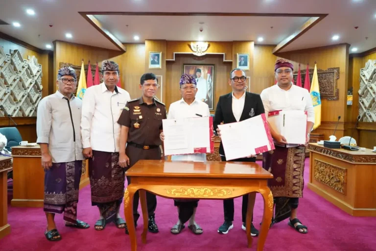 Pemerintah Provinsi Bali menjalin kerja sama dengan PT Bali Destinasi Lestari untuk mengamankan dan memanfaatkan aset tanah seluas 396.290 m² di Benoa secara produktif dan berkelanjutan bagi masyarakat.