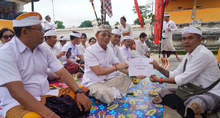 Pemerintah Kabupaten Klungkung kembali melaksanakan kegiatan bakti penganyar sebagai bentuk sraddha dan bhakti kepada Ida Sang Hyang Widhi Wasa.