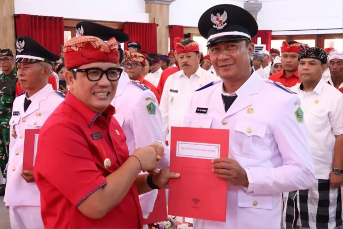 Bupati Tabanan, I Komang Gede Sanjaya, melantik empat Perbekel Antar Waktu (PAW) pada 30 Januari 2026 untuk memastikan kelancaran pemerintahan desa dan keberlanjutan pembangunan di Kabupaten Tabanan. Bupati Tabanan, I Komang Gede Sanjaya, melantik empat Perbekel Antar Waktu (PAW) pada 30 Januari 2026 untuk memastikan kelancaran pemerintahan desa dan keberlanjutan pembangunan di Kabupaten Tabanan.