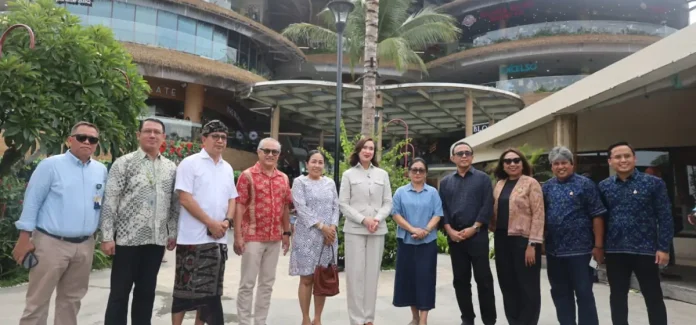 Memasuki awal tahun 2026, Wali Kota Denpasar, I Gusti Ngurah Jaya Negara, mendampingi kunjungan kerja Menteri Pariwisata Republik Indonesia, Widiyanti Putri Wardhana, Kamis 1 Januari 2026 siang.
