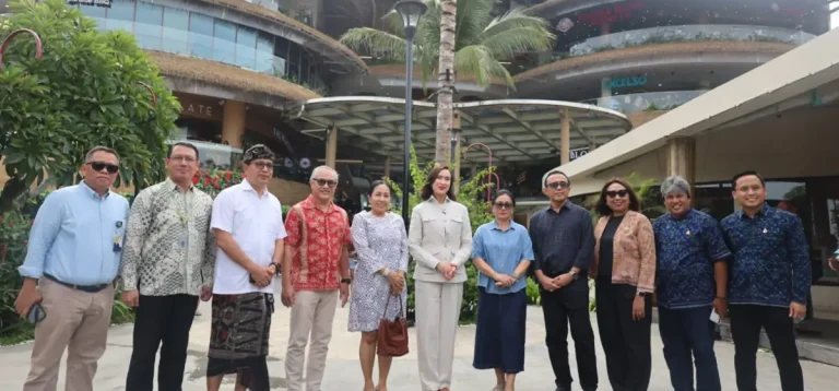 Memasuki awal tahun 2026, Wali Kota Denpasar, I Gusti Ngurah Jaya Negara, mendampingi kunjungan kerja Menteri Pariwisata Republik Indonesia, Widiyanti Putri Wardhana, Kamis 1 Januari 2026 siang.