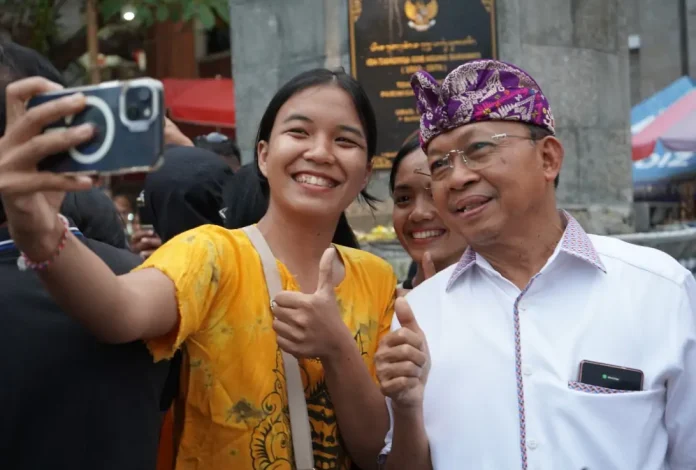 Kunjungan Wisman ke Bali Tembus Rekor 7,1 Juta, Kinerja Gubernur Koster Diapresiasi Pemerintah Pusat