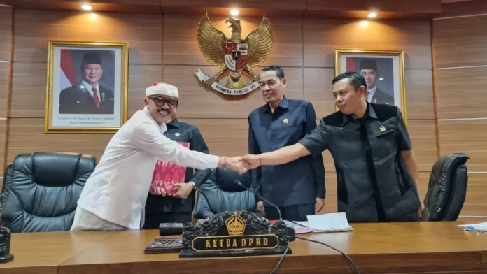 Pemkab Bangli Ajukan Dua Ranperda Strategis, Perkuat Ekonomi Kerakyatan dan Layanan Publik