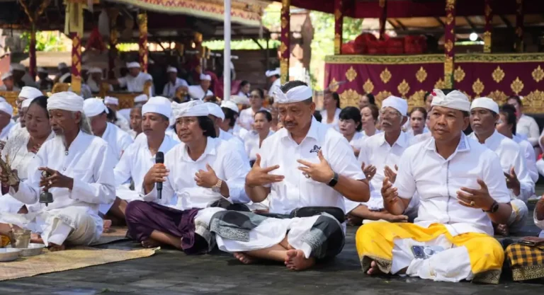 Pujawali Pura Dhang Kahyangan Petitenget Digelar hingga 10 Januari, Umat Dilarang Laksanakan Atiwa-tiwa