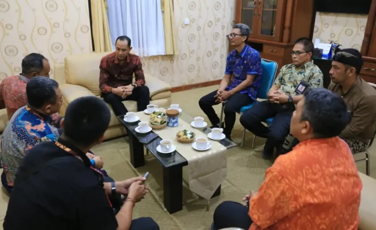 Audiensi dengan BPK Wilayah XV, Pemkab Klungkung Bahas Perawatan Cagar Budaya