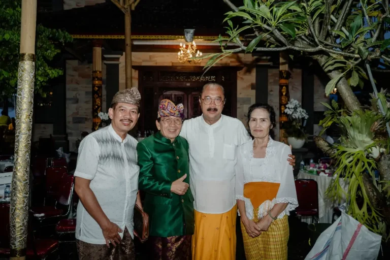ITB STIKOM Bali Beri Dukungan Penuh, Mantan Wakil Rektor Resmi Menjadi Sulinggih