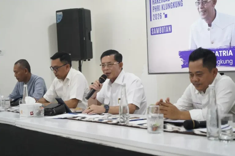 Bupati Klungkung Buka Rakercab PHRI Klungkung II Tahun 2026 di Nusa Penida