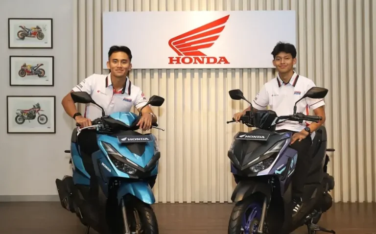 Menjelang dimulainya musim balap Moto Grand Prix 2026, dua pebalap muda Indonesia lulusan Astra Honda Racing School ke level persaingan dunia