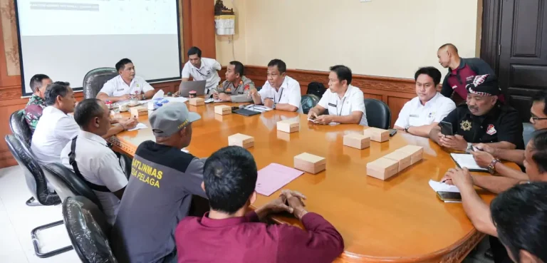Pemerintah Kabupaten Badung menambah CCTV dan pengamanan di Jembatan Tukad Bangkung untuk mencegah kejadian bunuh diri dan menjaga citra lokasi sebagai destinasi wisata aman.