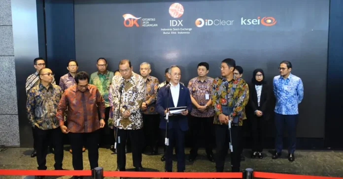 OJK berkomitmen memperkuat transparansi, tata kelola, dan pengawasan pasar modal Indonesia agar saham emiten tetap layak masuk indeks global MSCI dan menarik bagi investor.