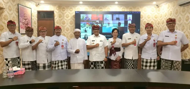 Bupati Tabanan, Dr. I Komang Gede Sanjaya, S.E., M.M., melantik 29 pejabat di lingkungan Pemerintah Kabupaten Tabanan sebagai bagian dari penguatan kelembagaan dan peningkatan pelayanan publik.
