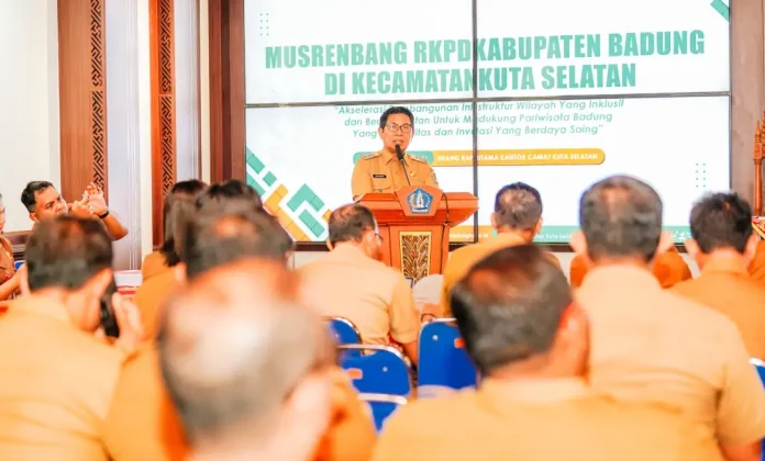 Bupati Badung I Wayan Adi Arnawa membuka secara resmi Musyawarah Perencanaan Pembangunan (Musrenbang) RKPD Kecamatan Kuta Selatan Tahun 2026 yang berlangsung di Ruang Rapat Utama Kantor Camat Kuta Selatan, Senin 9 Februari 2026.