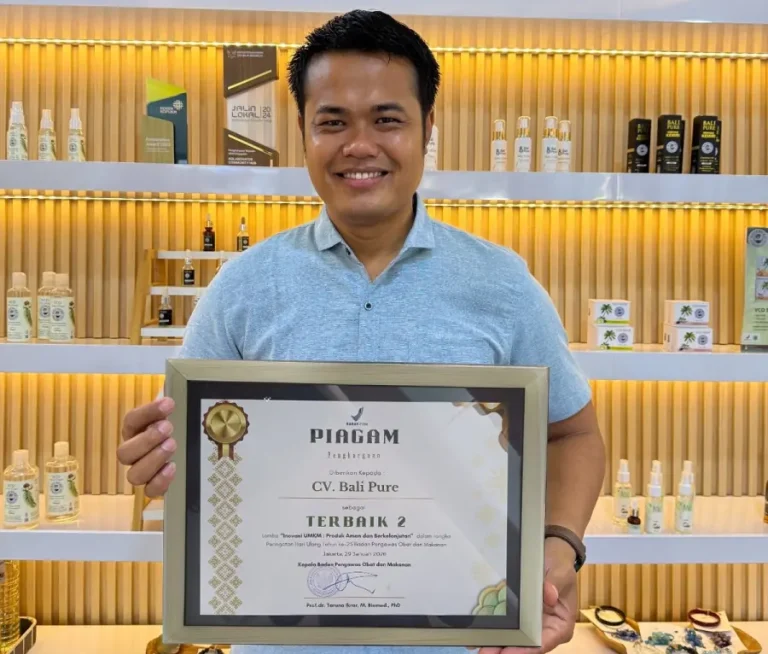 Ketut Sumayana, Owner sekaligus pengelola UMKM Bali Pure