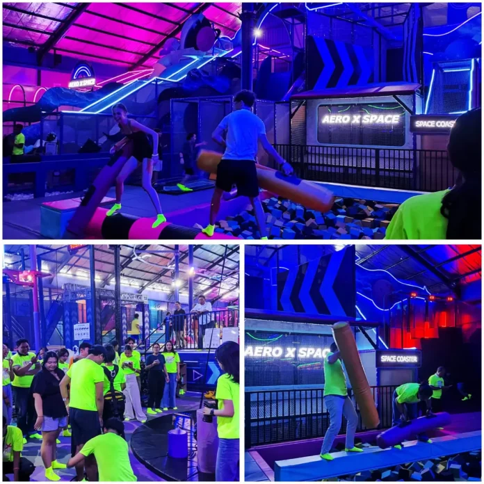 AeroXSpace, indoor adventure park berdiri sejak 16 Agustus 2024 dan diklaim sebagai yang terbesar di Bali, menghadirkan program hiburan bertajuk Glow Party AeroXSpace digelar pada Sabtu 7 Februari 2026.