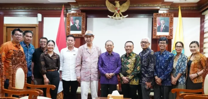 Gubernur Bali Wayan Koster menerima audiensi Nawa Cita Pariwisata Indonesia (NCPI) Provinsi Bali di Ruang Tamu Gubernur, Renon, Selasa 10 Februari 2026.