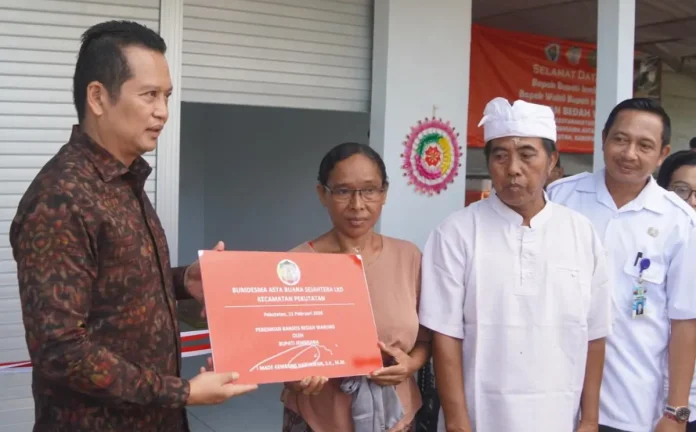 Bupati Kembang Resmikan Bedah Warung, Apresiasi Kontribusi BUMDesma Asta Buana Sejahtera Bupati Kembang Resmikan Bedah Warung, Apresiasi Kontribusi BUMDesma Asta Buana Sejahtera