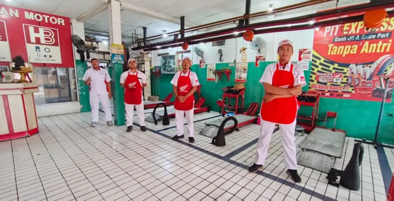 AHASS Gunawan Motor memperluas layanan purna jual Honda di Buleleng dengan mekanik bersertifikasi, 11 pit servis, layanan jemput dan home service, serta suku cadang asli untuk memastikan kualitas dan keamanan sepeda motor.