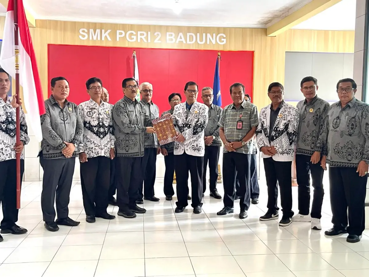 Pelantikan Pengurus Yayasan Pembina Lembaga Pendidikan PGRI Kabupaten Badung serta Kepala SMK PGRI 2 Badung dan SMK PGRI 3 Badung