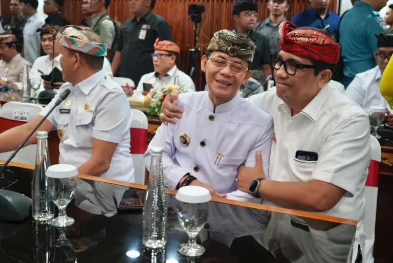 Bupati Klungkung, I Made Satria, menghadiri Rapat Koordinasi Forkopimda di Bali dan berkomitmen melaksanakan lima fokus utama, mulai dari bersih sampah hingga pengendalian alih fungsi lahan.