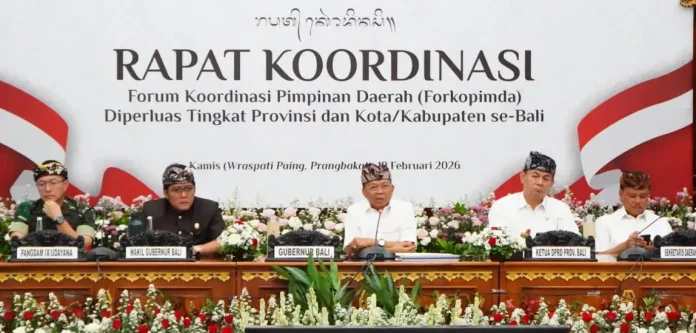 Gubernur Bali Wayan Koster memimpin Rapat Koordinasi Forum Koordinasi Pimpinan Daerah (Forkopimda) Plus tingkat Provinsi dan Kabupaten/Kota se-Bali
