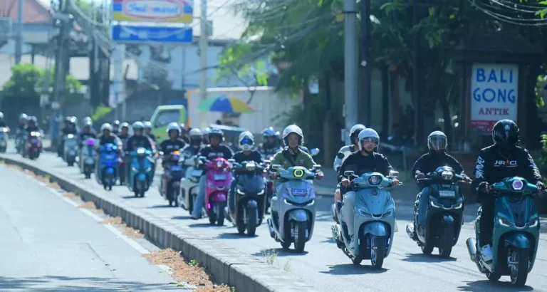 Komunitas Honda Stylo Club Indonesia (HASCi) Bali menggelar touring wajib bertajuk “HASCI Bali Barat” untuk mempererat kebersamaan dan solidaritas antar anggota.