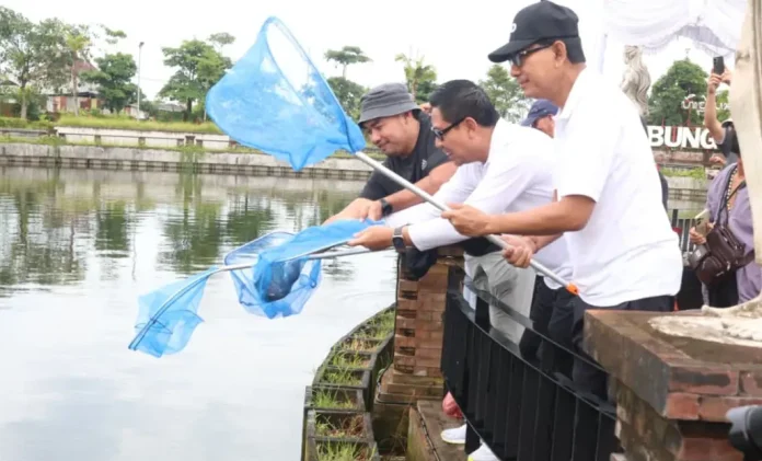 Puluhan OPD berkumpul mengikuti lomba mancing bertajuk Strike Solid Aparatur dalam rangka memeriahkan HUT ke-238 Kota Denpasar.