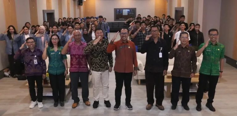 Sekda Buleleng, Gede Suyasa, mengajak generasi muda memperkuat wawasan kebangsaan dan memahami empat pilar kebangsaan di tengah derasnya arus digitalisasi dan ancaman perubahan ideologi.