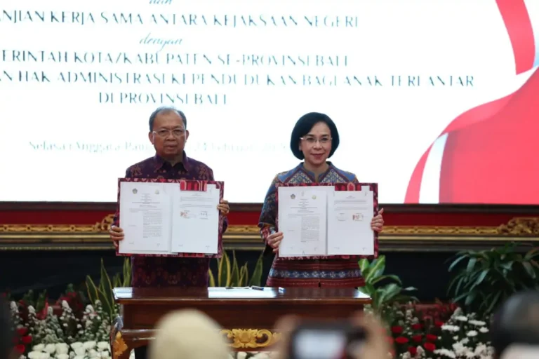 Gubernur Koster Dukung MoU Pemenuhan Hak Administrasi Kependudukan untuk Anak Terlantar di Bali