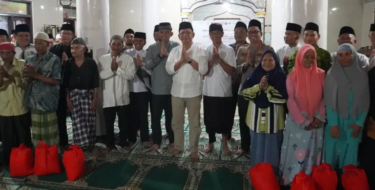 Pemerintah Kabupaten Buleleng melalui Safari Ramadan 1447 Hijriah dipimpin Bupati I Nyoman Sutjidra untuk memperkuat silaturahmi, persatuan, dan toleransi antarwarga di bulan suci.