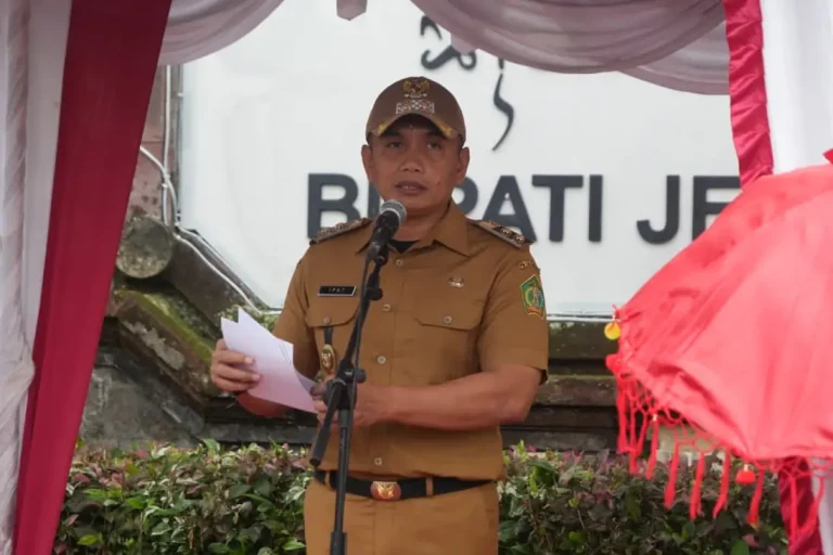Wakil Bupati Jembrana I Gede Ngurah Patriana Krisna mengajak ASN dan masyarakat menjadikan perayaan Nyepi dan Idul Fitri 2026 sebagai momentum memperkuat toleransi antarumat beragama di Kabupaten Jembrana.