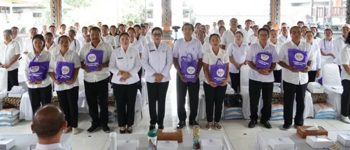 Tim Pembina Posyandu Provinsi Bali mendorong penguatan kader di Kecamatan Kubu dan Abang, Kabupaten Karangasem, sekaligus menyalurkan sembako sebagai apresiasi atas peran kader dalam pelayanan masyarakat.