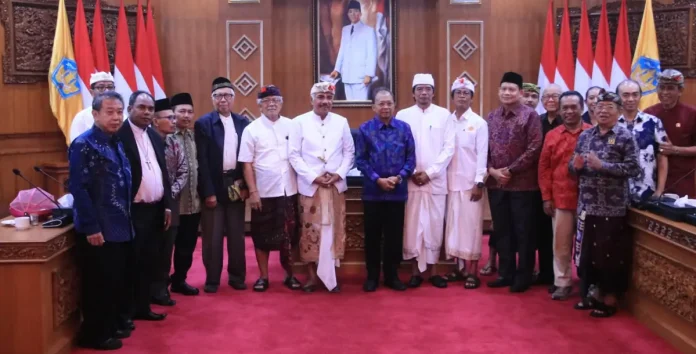 Gubernur Bali Wayan Koster memimpin pertemuan dengan tokoh lintas agama untuk memastikan perayaan Hari Raya Nyepi dan Idulfitri di Bali dapat berlangsung lancar dengan tetap menjunjung tinggi toleransi dan kerukunan masyarakat.