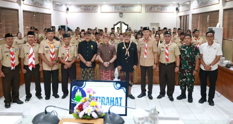 Bupati Klungkung I Made Satria membuka Muscab Gerakan Pramuka sebagai upaya memperkuat pembinaan karakter generasi muda yang unggul dan berjiwa Mahottama.