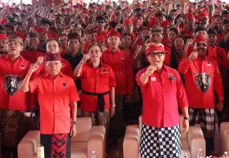 Pelantikan yang berlangsung di Gedung Kesenian I Ketut Marya Tabanan, Selasa 24 Maret 2026, mencakup 5.058 pengurus dari tingkat PAC, ranting hingga anak ranting untuk masa bakti 2025–2030.