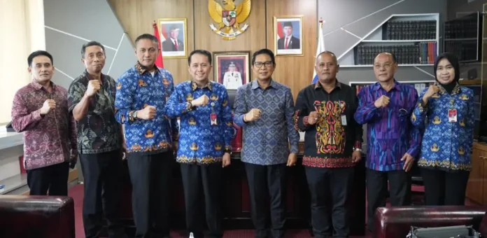 Bupati Badung I Wayan Adi Arnawa saat koordinasi teknis ke Dirjen Bina Keuangan Daerah Kementerian Dalam Negeri Republik Indonesia di Kantor Ditjen Bina Keuangan Daerah Kemendagri, Jakarta, Senin (27/4/2026).