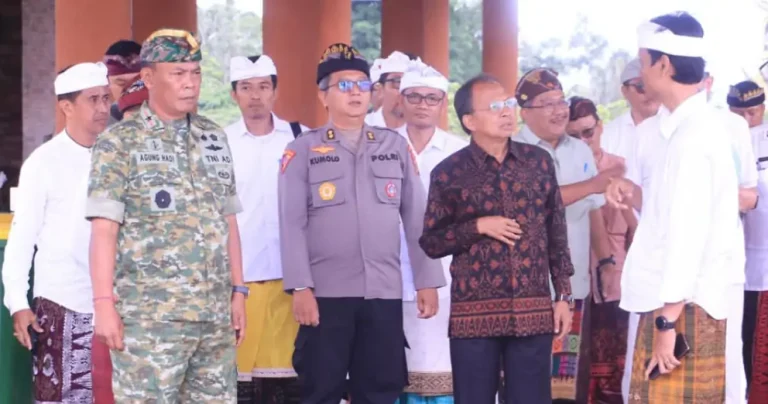 Pengamanan pelaksanaan Ida Bhatara Turun Kabeh 2026 di kawasan Pura Agung Besakih diperkuat dengan pengerahan ratusan personel