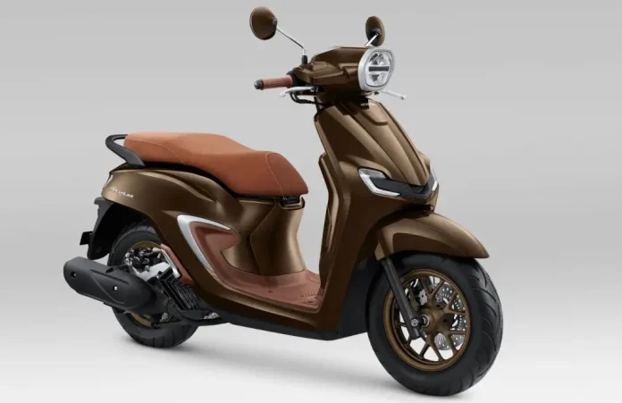 New Honda Stylo 160 Tampil Lebih Elegan, Warna Burgundy Perkuat Nuansa Retro Mewah