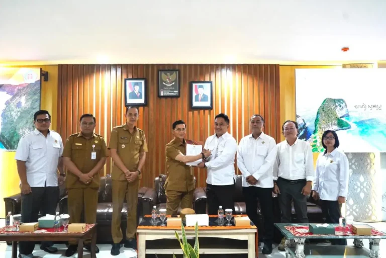 Pemkab Klungkung dan BPK RI Bali Mulai Pemeriksaan LKPD 2025, Bupati Tegaskan Komitmen Transparansi