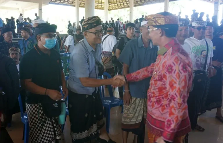 Pemerintah Kabupaten Klungkung melalui Dinas Kebudayaan menggelar sosialisasi tata cara pencairan Dana Hibah Tahun Anggaran 2026 yang berlangsung di Balai Budaya Ida Dewa Istri Kania, Kamis 10 April 2026.