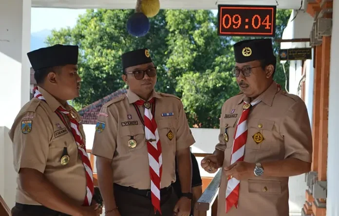 Ketua Kwarcab Buleleng Gede Suyasa membuka Sidang Paripurna dengan menekankan pentingnya perencanaan kegiatan, kepedulian sosial, serta semangat kebersamaan.