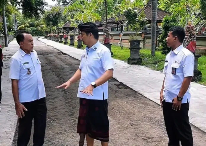 Pemerintah Kabupaten Jembrana merealisasikan perbaikan tiga ruas jalan di Desa Candikusuma, Kecamatan Melaya, dengan total anggaran mencapai lebih dari Rp1,7 miliar.