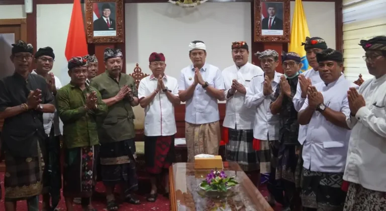 Pemerintah Kabupaten Jembrana mendorong percepatan pelestarian pura melalui pengajuan bantuan ke Pemerintah Provinsi Bali.