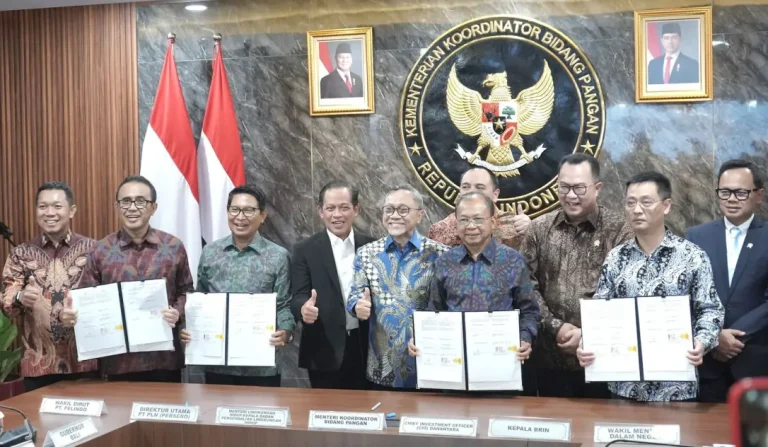 Pemerintah Kota Denpasar resmi memasuki tahap awal implementasi proyek Pengolahan Sampah menjadi Energi Listrik (PSEL) setelah penandatanganan Perjanjian Kerja Sama (PKS) tahap I, Selasa 21 April 2026, di Kantor Kementerian Koordinator Bidang Pangan, Jakarta.