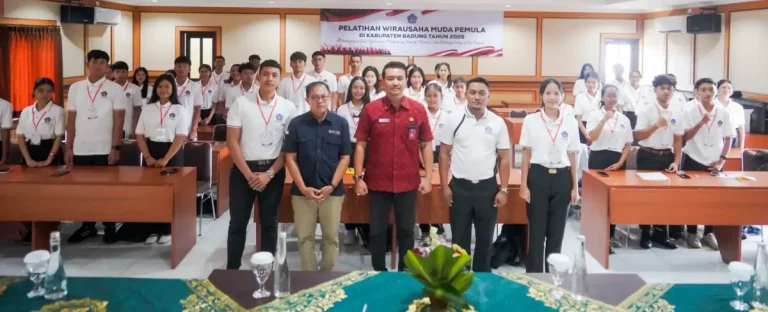 Disdikpora Badung menggelar Pelatihan Wirausaha Muda Pemula 2026 untuk mendorong generasi muda menjadi kreatif, mandiri, dan berdaya saing di era digital serta menciptakan peluang usaha baru.