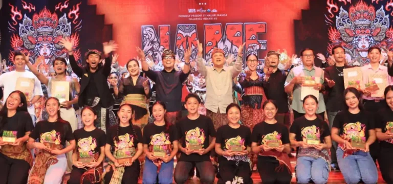 Pelaksanaan Hari Tari Sedunia Tahun 2026 dipusatkan di Gedung Dharma Negara Alaya (DNA), Lumintang, Denpasar, pada Rabu (29/4) dihadiri Wakil Wali Kota Denpasar, I Kadek Agus Arya Wibawa. Turut hadir Anggota DPD RI Provinsi Bali, Dr. Ida Bagus Rai Dharmawijaya Mantra, Ketua GOW Kota Denpasar, Ny. Ayu Kristi Arya Wibawa, serta sejumlah undangan dan pegiat seni.