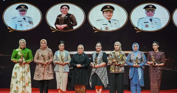 Ketua Tim Penggerak PKK Kabupaten Badung, Rasniathi Adi Arnawa, meraih penghargaan tingkat nasional dalam ajang Women’s Inspiration Award 2026.