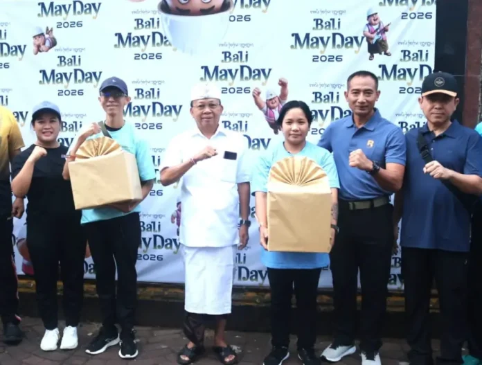 Peringatan Hari Buruh Internasional (May Day) 2026 di Bali berlangsung dengan nuansa berbeda. Dipusatkan di Lapangan Puputan Margarana Niti Mandala Denpasar, kegiatan ini diisi beragam aktivitas edukatif, rekreatif, dan sosial yang melibatkan lebih dari 1.200 peserta dari berbagai unsur, Jumat 1 Mei 2026.